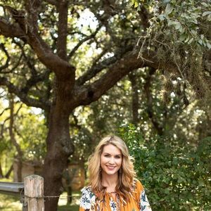 Meet your Posher, Renee